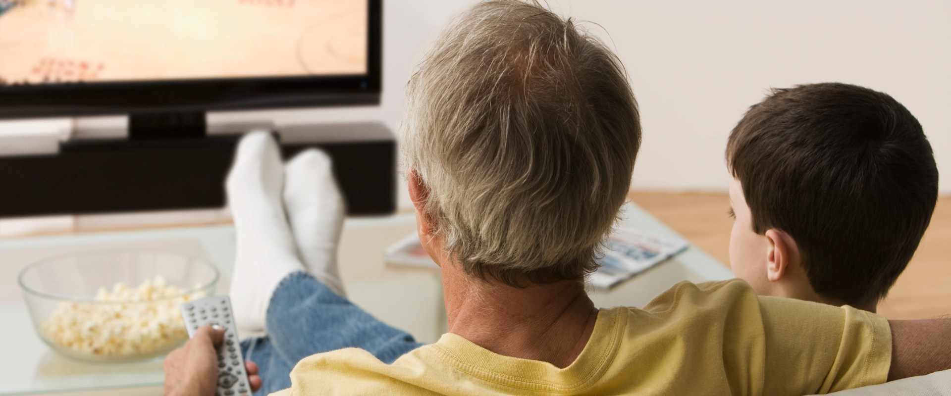 Pros and Cons of Subscription Streaming Services